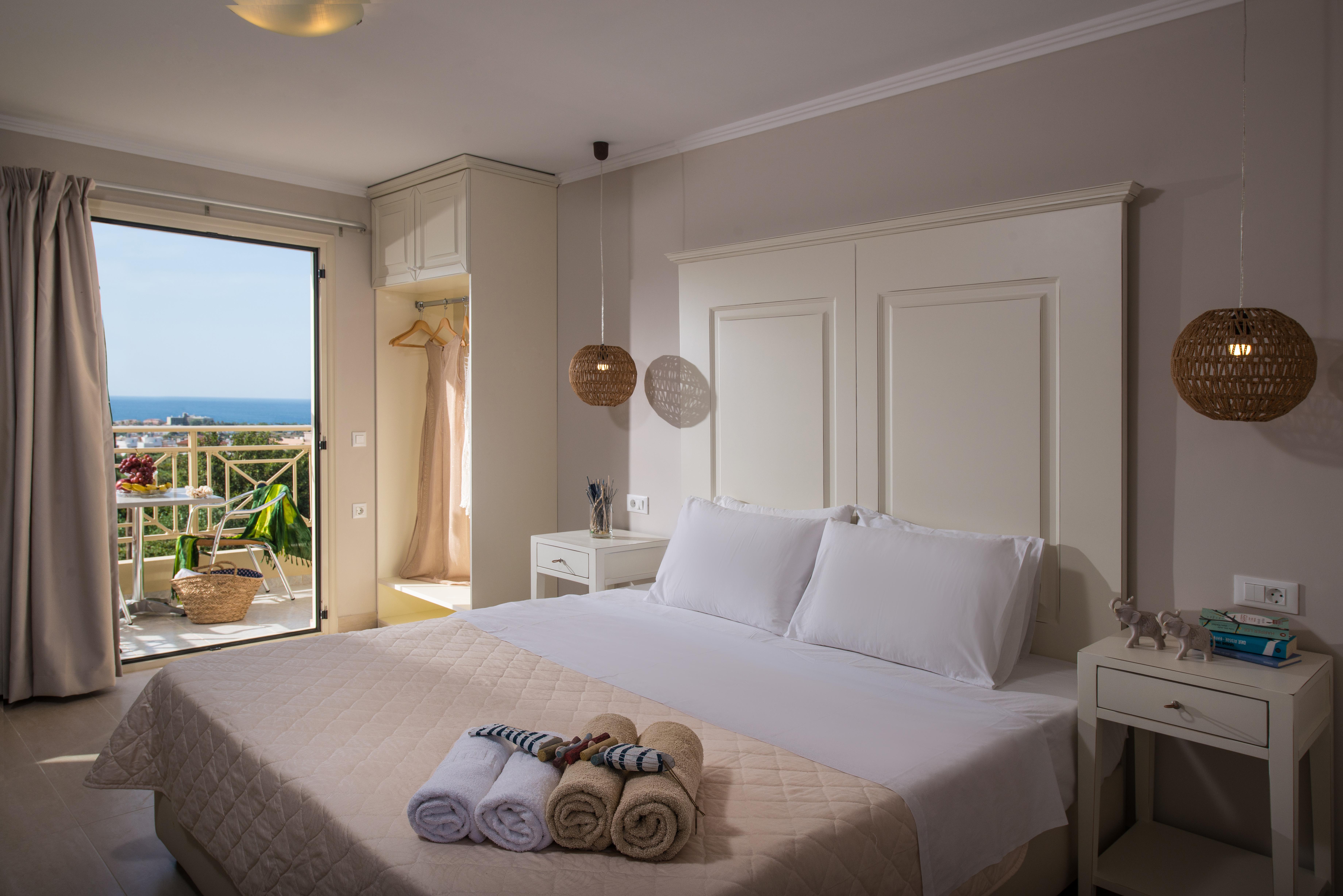 Notos Heights Hotel & Suites Malia Eksteriør bilde